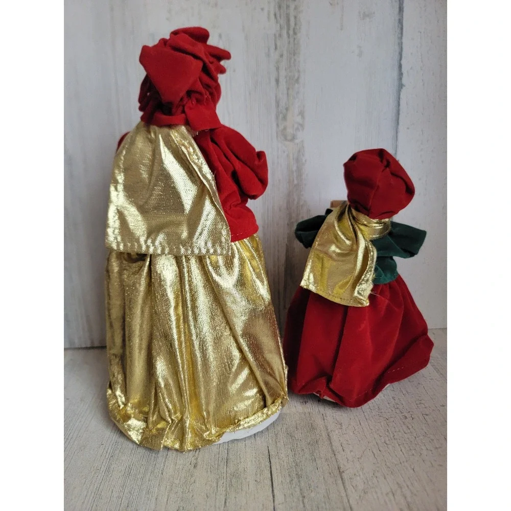 Vintage Victorian mom daughter Caroler Xmas unique home decor set